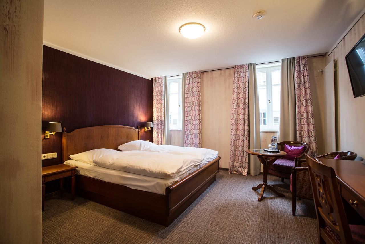 Hotel Karpfen إبرباخ المظهر الخارجي الصورة