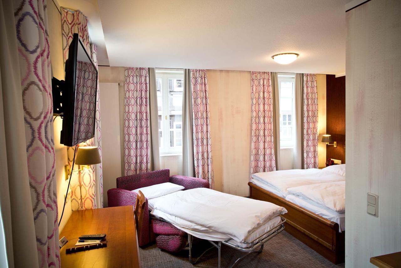 Hotel Karpfen إبرباخ المظهر الخارجي الصورة